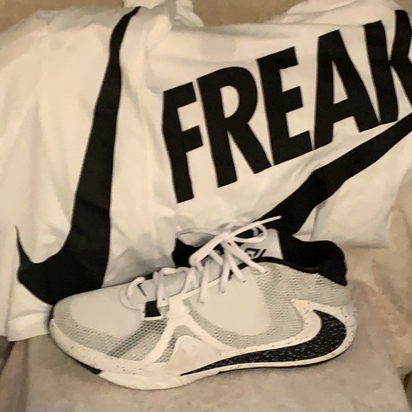 Men’s combo - Picture 2 of 2